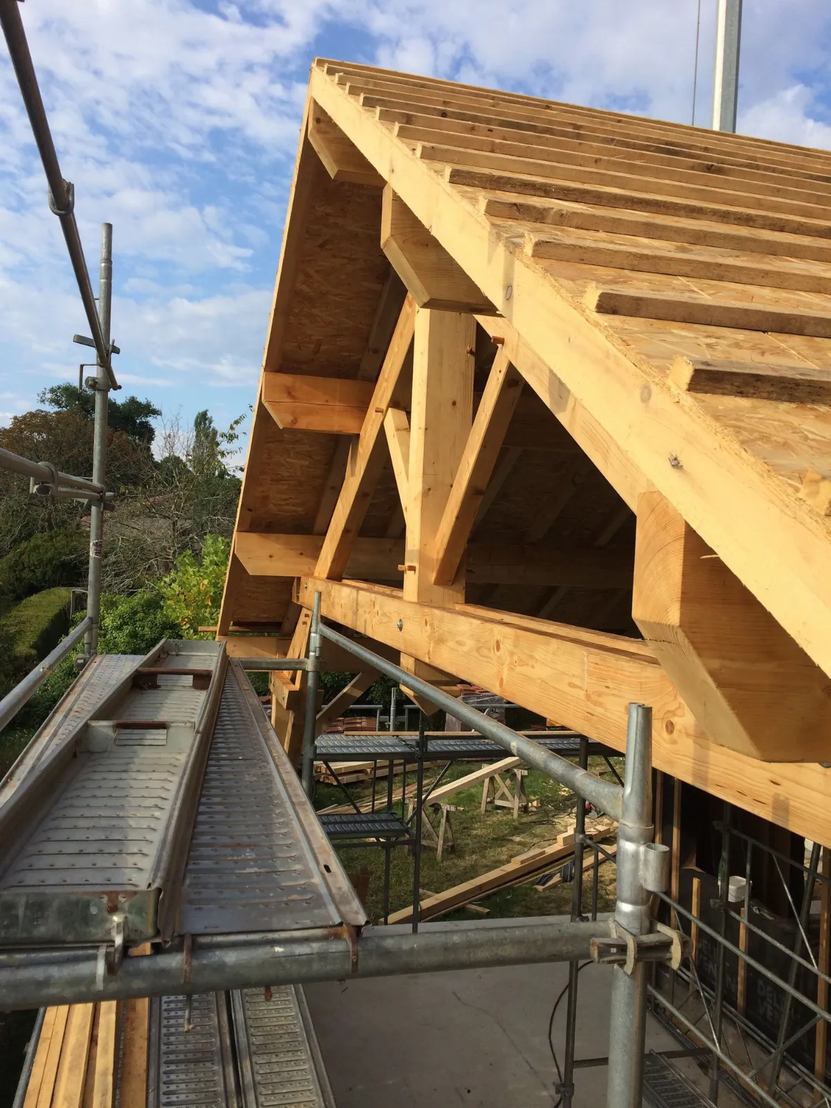 Travaux charpente bois Hauts-de-Seine