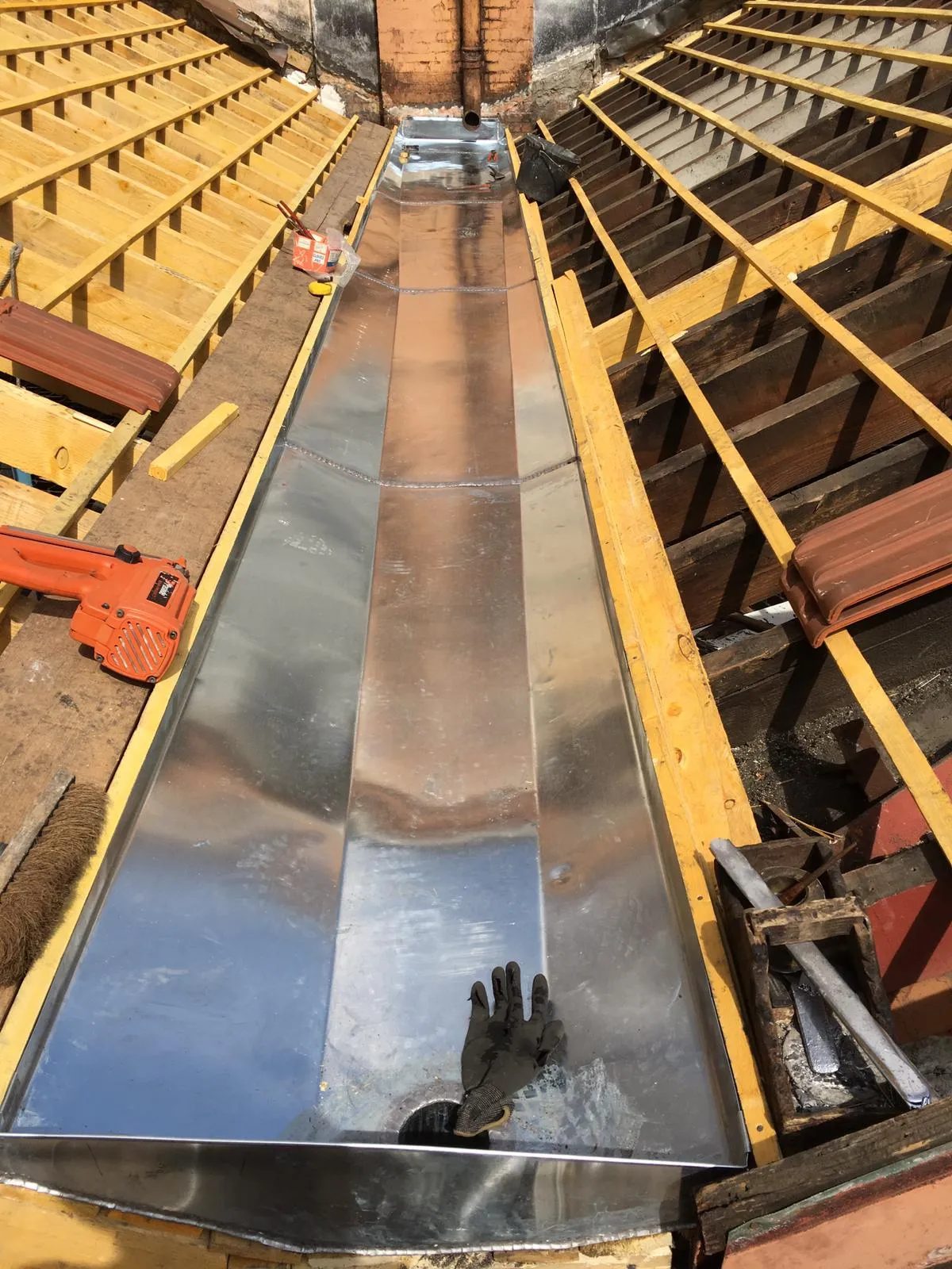 Travaux zinguerie toiture Hauts-de-Seine